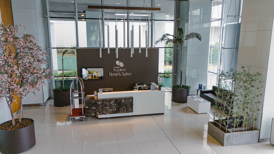 Paseo La Galería Hotel & Suites