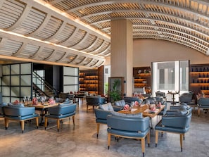 3 restaurantes, café da manhã, culinária mexicana