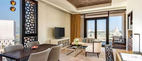 Suite, 1 habitación, Terraza (SOUQ Waqif View) | Ropa de cama de alta calidad y minibar
