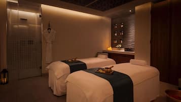 Couples treatment room(s), body treatments, aromatherapy