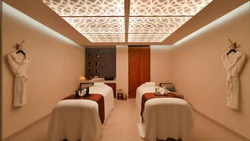 Couples treatment rooms, body treatments, aromatherapy