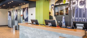 卡拉馬宜必思快捷飯店