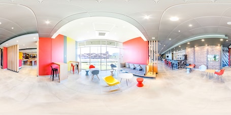 Lobby. ibis Calama