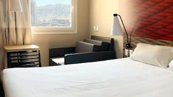 Standard Room, Multiple Beds | In-room safe, desk, soundproofing, free WiFi