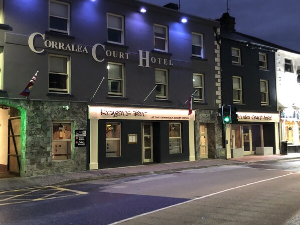 Exterior - Corralea Court (Tuam)
