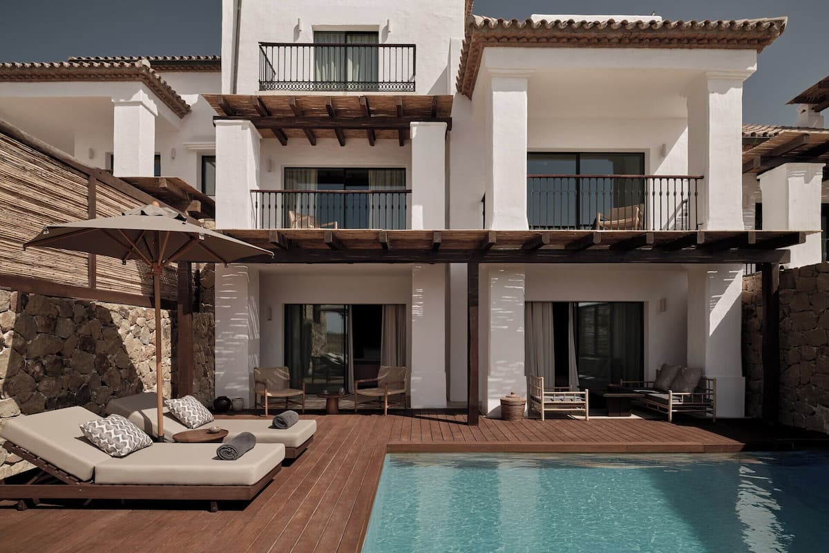 Literie de qualité supérieure, couette en duvet d'oie, minibar