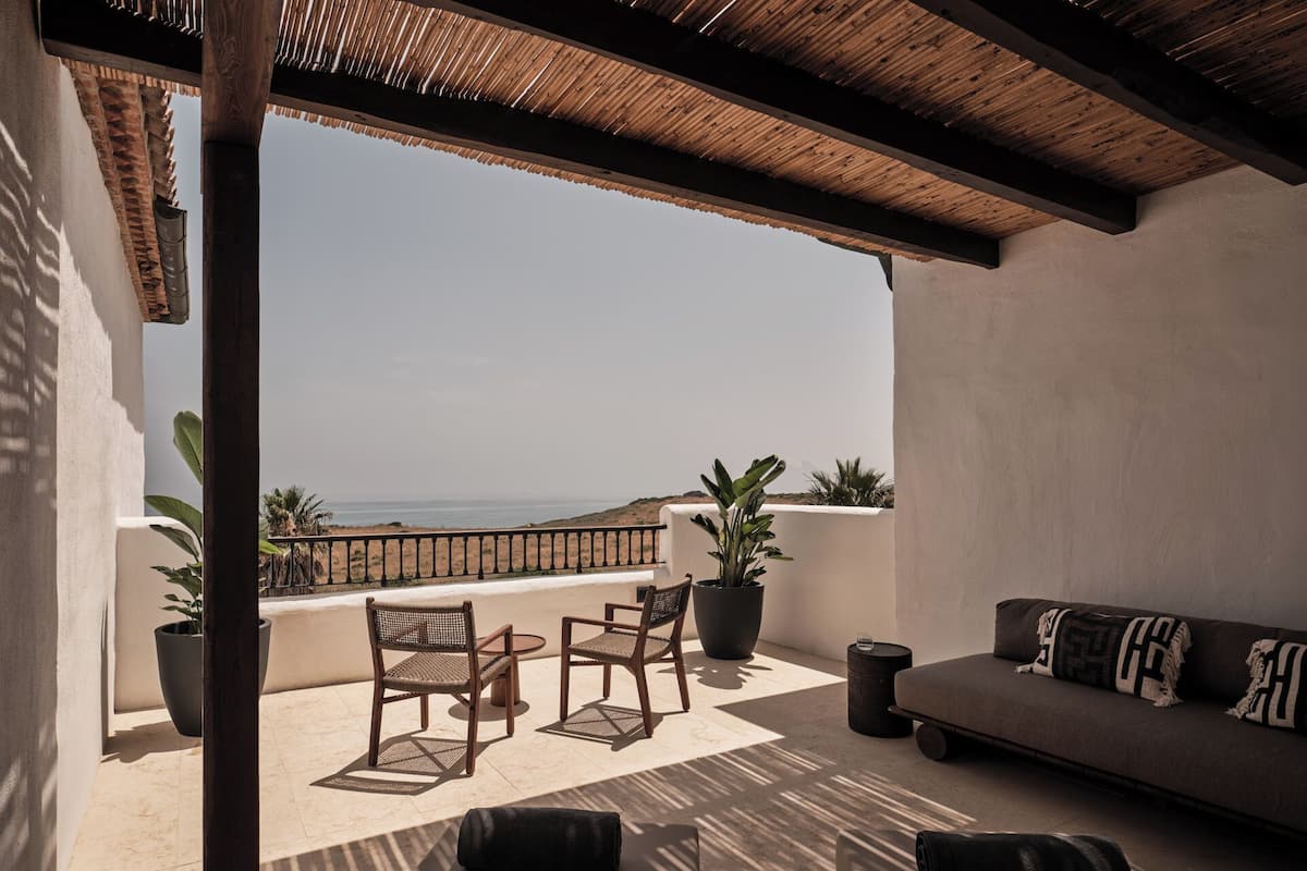 Habitación doble panorámica (Roof Terrace) | Ropa de cama de alta calidad, edredón y minibar