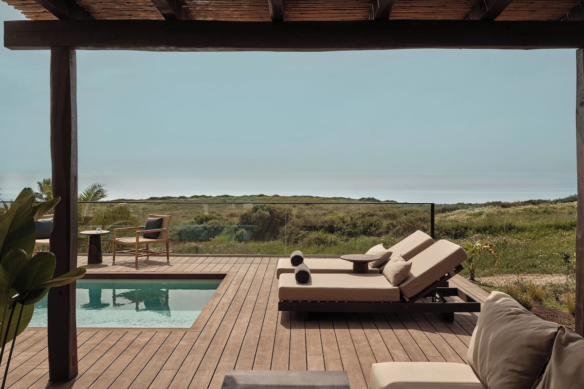 2-Bedroom Classic Sea View Private Pool | Premium bedding, down comforters, minibar, in-room safe