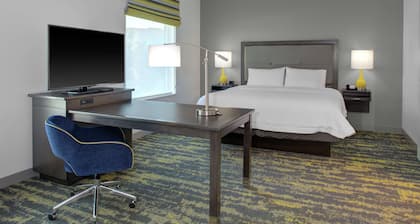 Hampton Inn & Suites Irvine-Orange County Airport