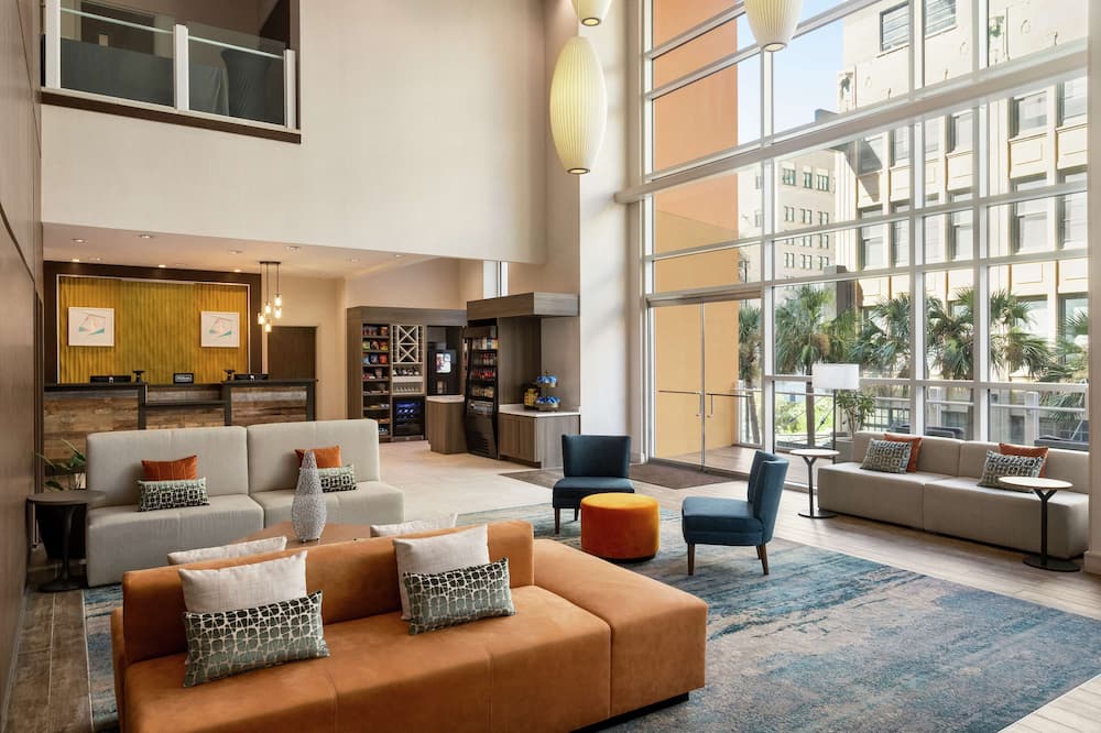 Hilton Garden Inn San Antonio Downtown Riverwalk