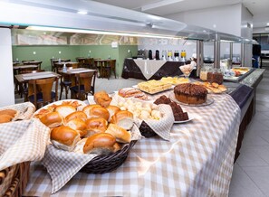 Dining - Hotel Pitol (Balneário Camboriú)