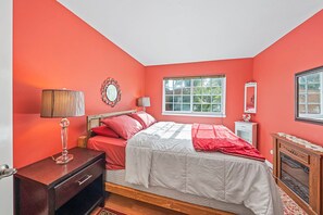 4 soverom, strykejern/-brett, wi-fi og sengetøy