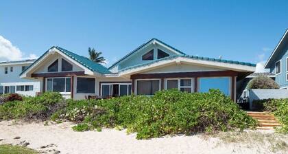 Ehdottomasti Oceanfront Kailua - lisensoitu - 60 Ft vesiputous-allas