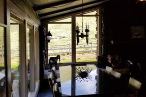 Dining - The Perfect Sun Valley Vacation Home (Sun Valley)