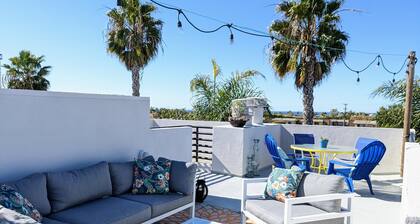 Sunny Family Retreat (sotilaallinen, ensiavustajat, sairaanhoitajan yhteyshenkilöt alennusta varten)