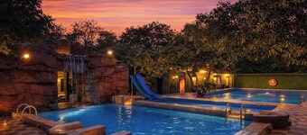 Daksh Resort And Amusement Park