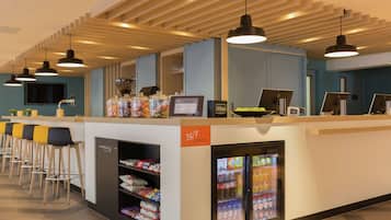 Snack bar