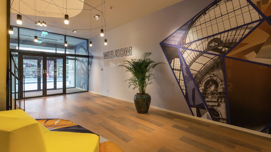 Hampton by Hilton Antwerp Central Station