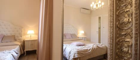 Superior Double Room | Memory-foam beds, desk, free WiFi, bed sheets