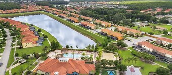 Sunny Single-Story 4-Bedroom Home Near Disney World
