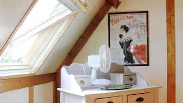 Hair dryer, towels