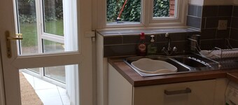 コージー3ベッドモダンハウスファミリーフレンドリーバーミンガム、イギリス -  WiFi、NEC、LGアリーナ