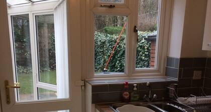 Cosy 3 Bed Modern House Family Friendly Birmingham, UK- WiFi, NEC, LG Arena