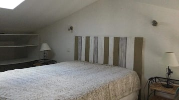 2 chambres, fer et planche Ă  repasser, Wi-Fi, draps fournis