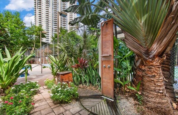 Terrain de l’hébergement 