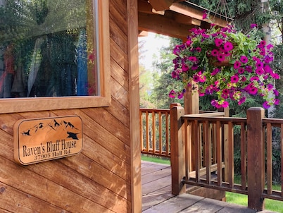 Forever views from HOT TUB overlooking Kenai National Wildlife Refuge near river