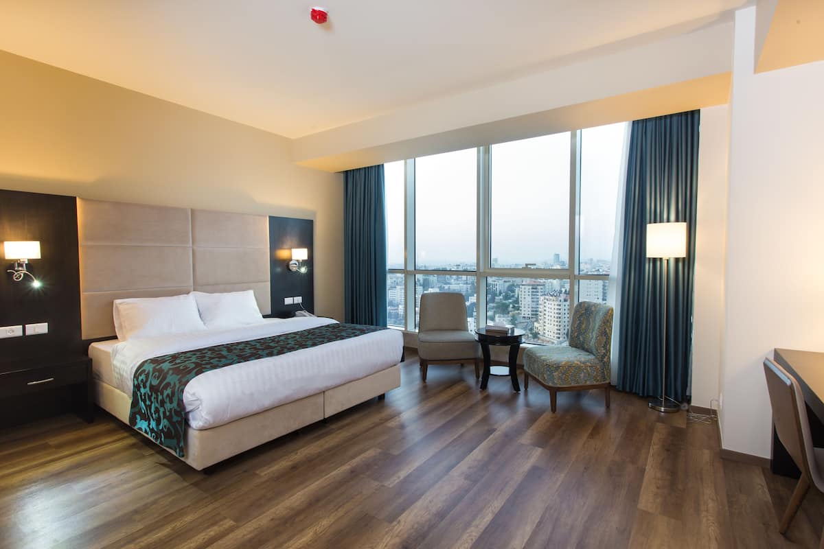 Classic Double or Twin Room, City View | Premium bedding, minibar, in-room safe, desk