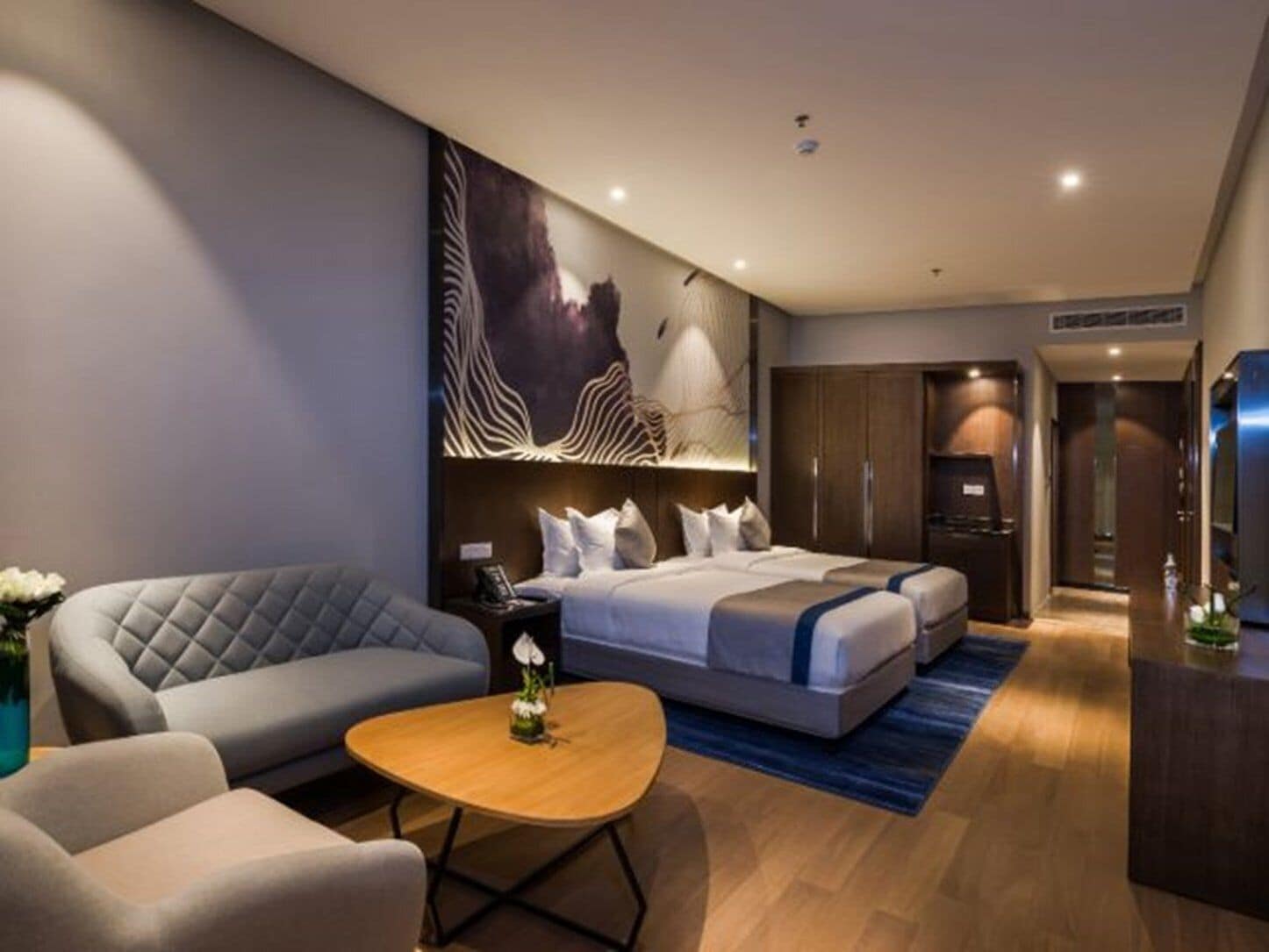 minibar, in-room safe, desk, blackout curtains