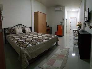 ห้องสแตนดาร์ดดับเบิล | เตารีด/โต๊ะรีดผ้า, Wi-Fi ฟรี