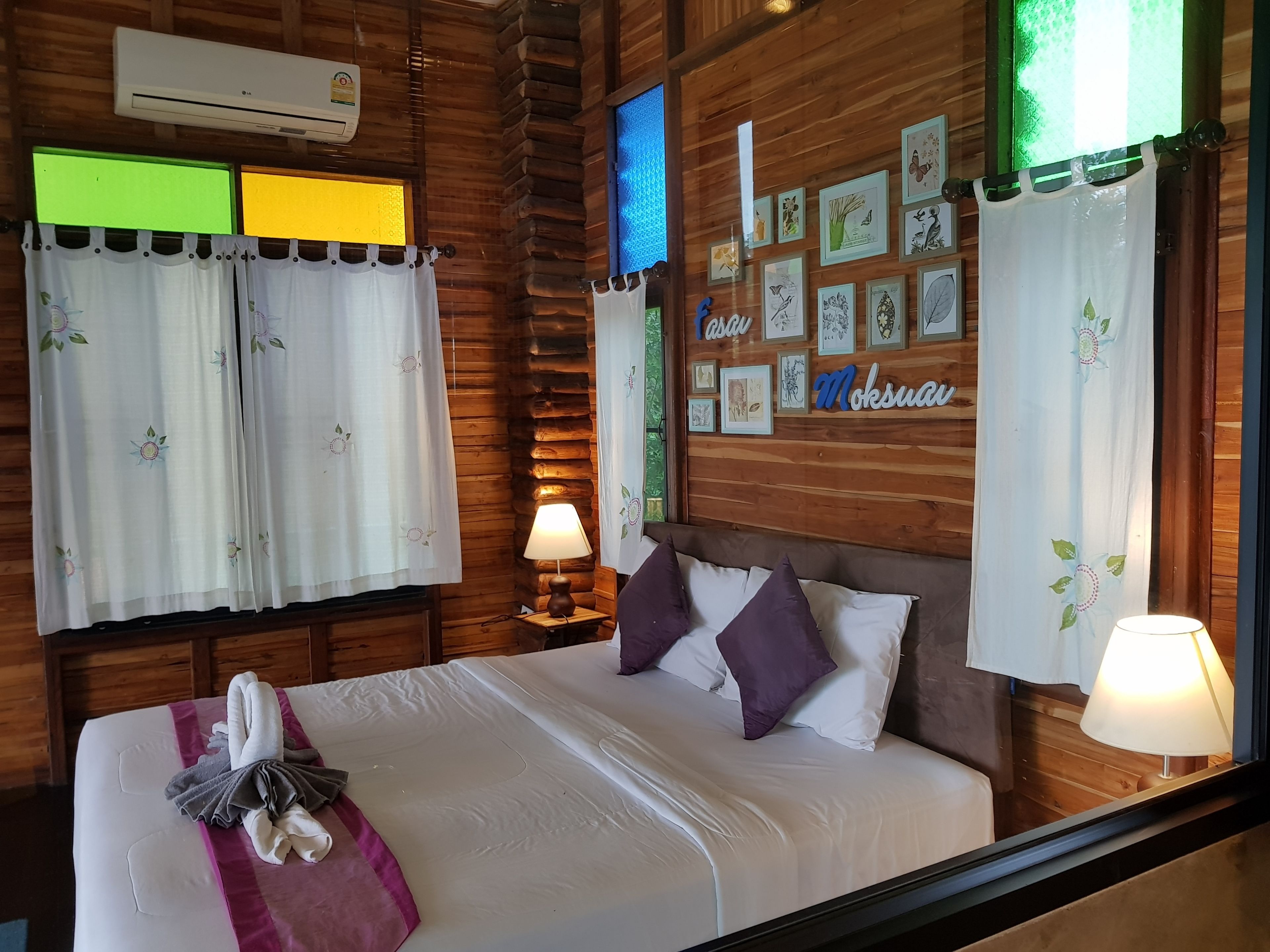 Deluxe Double Room with Air Condition | Free WiFi