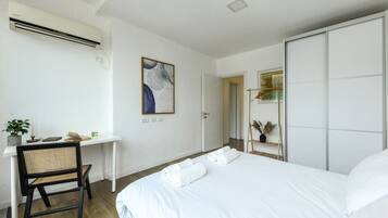 Apartment, 3 Bedrooms | Interior