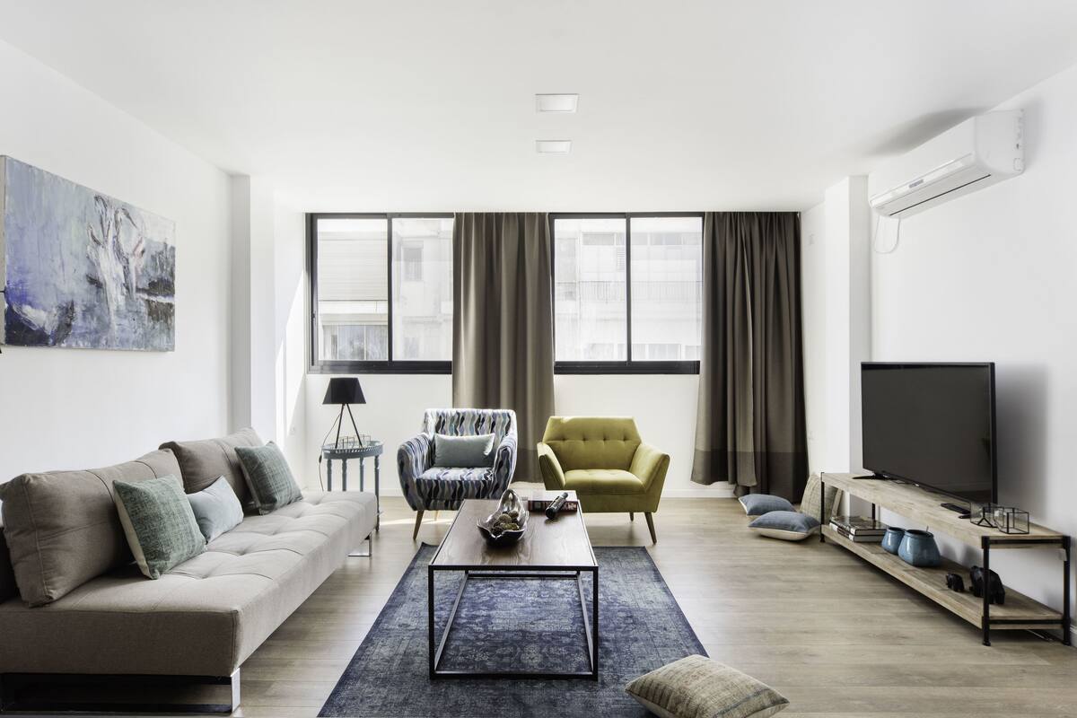 Appartement Design, 3 chambres, vue plage | Coin séjour | Télévision à écran plat