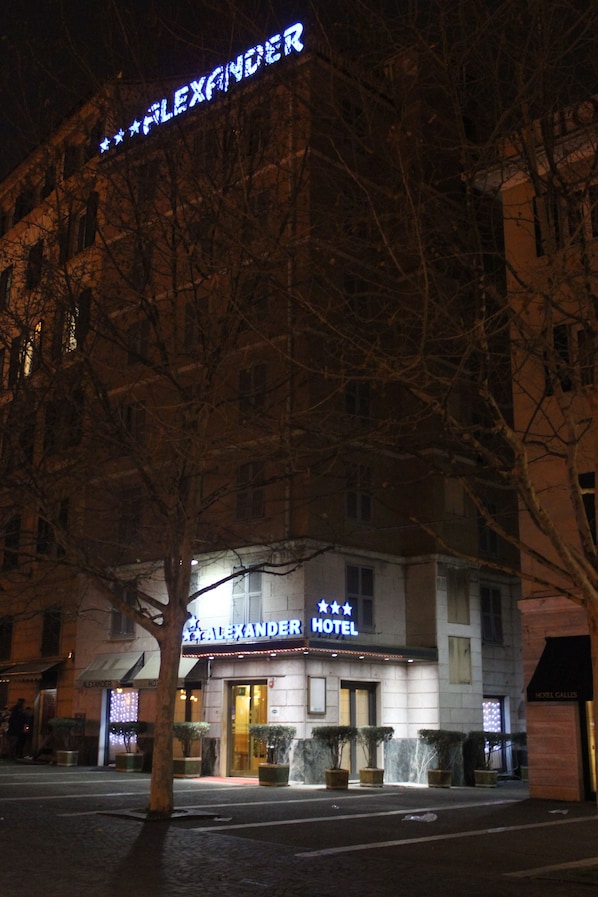 Front of property - evening/night