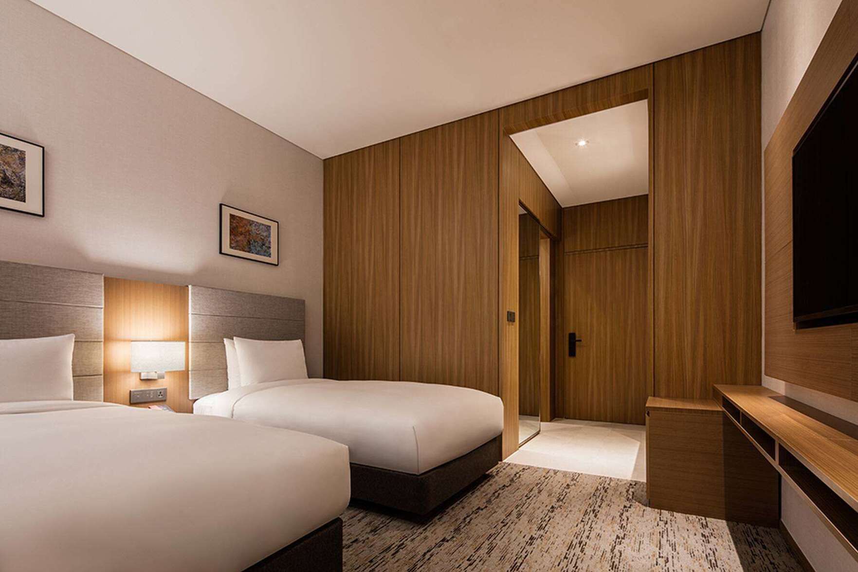 In-room safe, desk, blackout drapes, soundproofing
