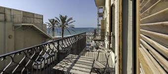 MAMAD - Jaffa Charm Seaview Stay by Sea N' Rent