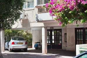 Apartment, 1 Bedroom | Interior - City Escape with Homey Vibes by Sea N Rent (Tel Aviv)