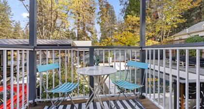 Makea 101 An In Town Bungalow