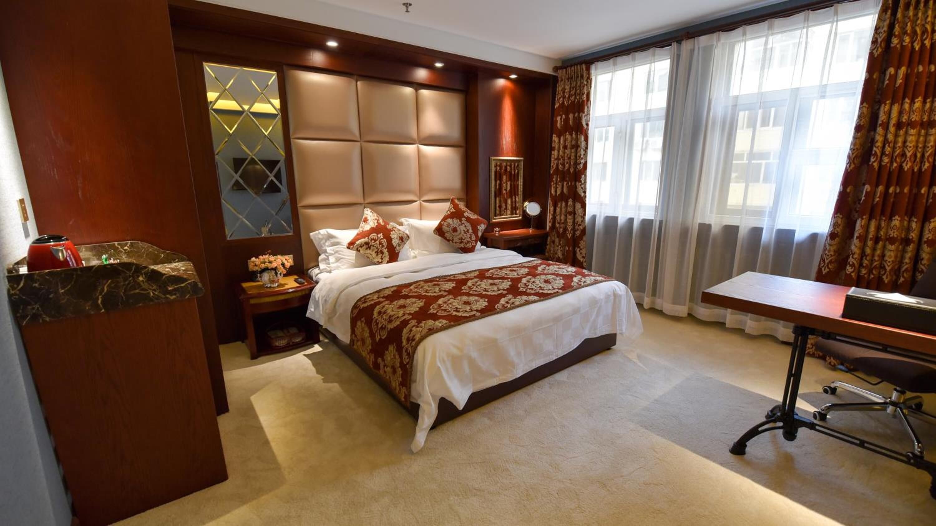 In-room safe, desk, blackout curtains, free WiFi