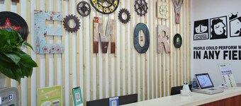 Hangzhou Memory Travel International Hotel- Edge West Lake