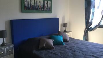 5 bedrooms, iron/ironing board, WiFi