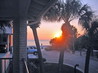 PRIVACY, RELAX with the DOLPHINS at the SEASIDE,no people. LOUNGERS & UMBRELLA, 