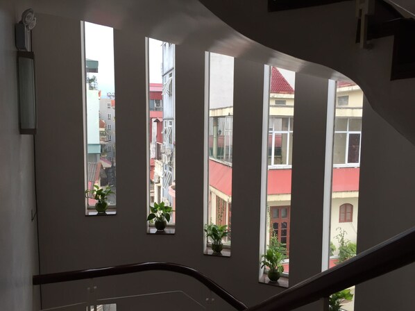 Staircase - Thai Hoa Hotel (Hanoi)