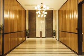 Lobby - Fairlane Hotel (Nashville)