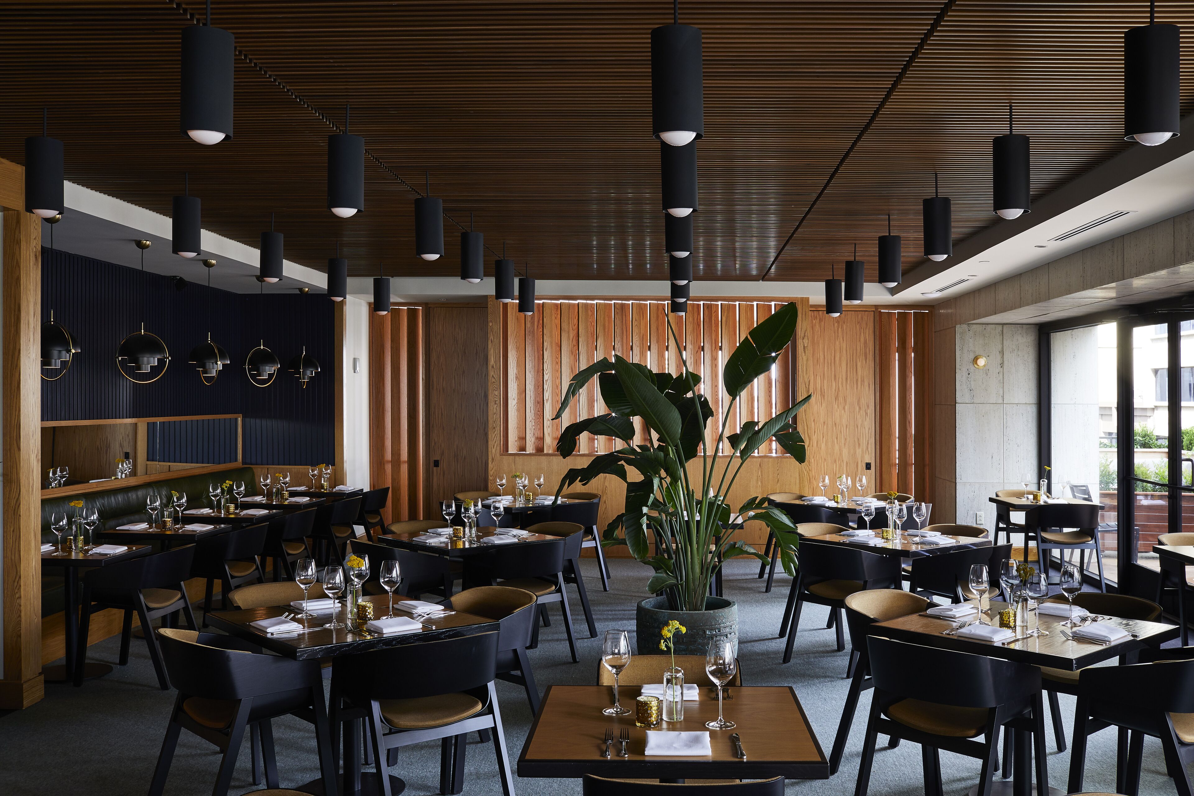 breakfast, dinner and brunch served