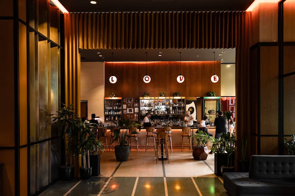 Fairlane Hotel