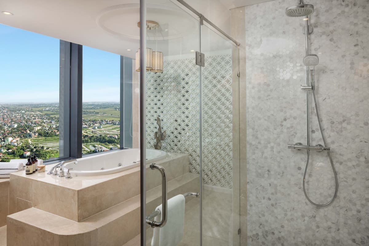 presidential suite | bathroom | free toiletries, hair dryer, bathrobes, slippers